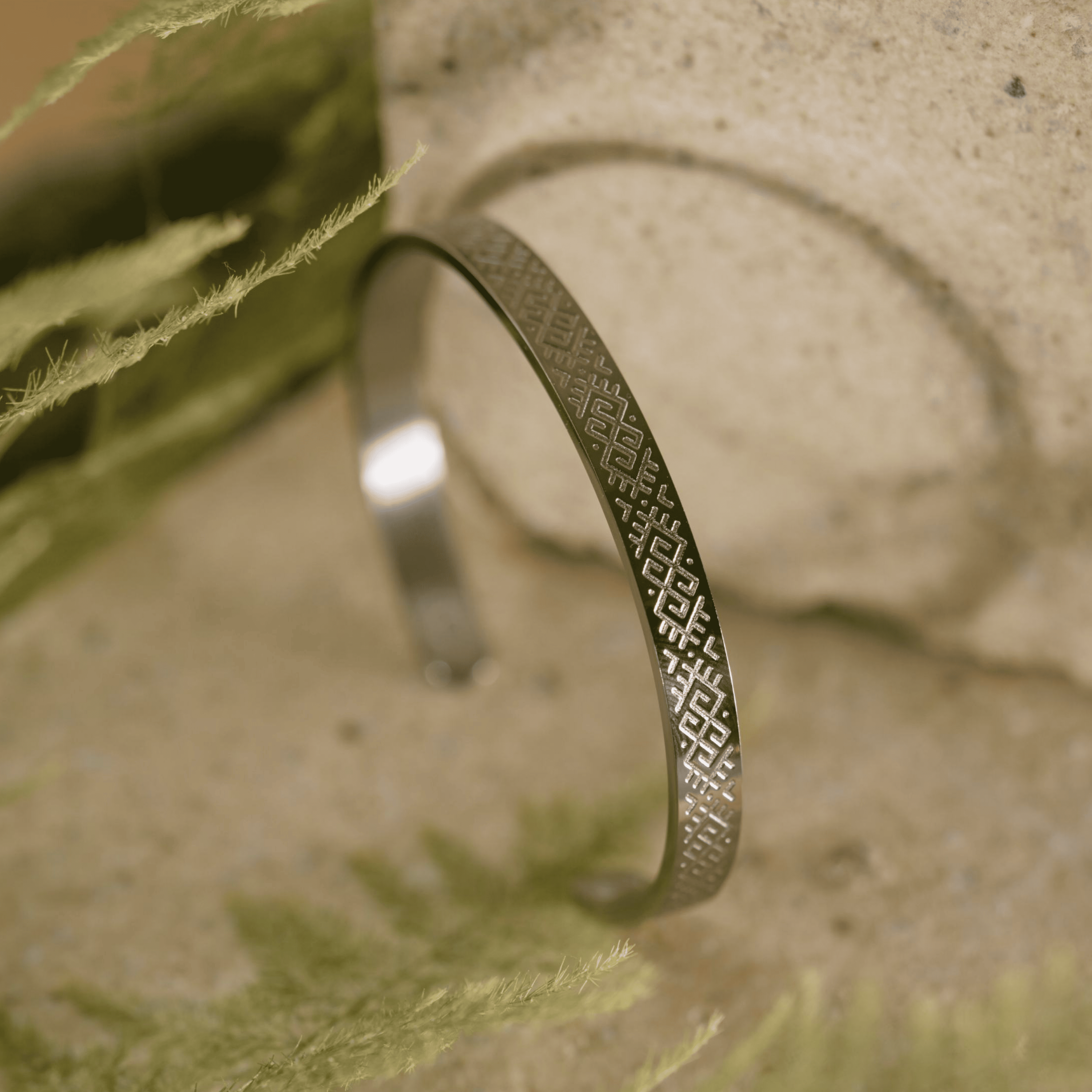 Titano apyrankė "Žalčio juosta"